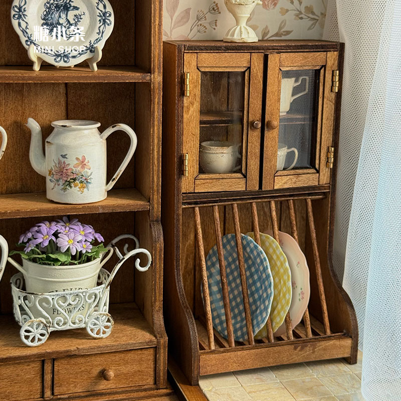 1:6 Wood Vintage Sideboard Cab - Vintage Home Textiles recensie en prijs