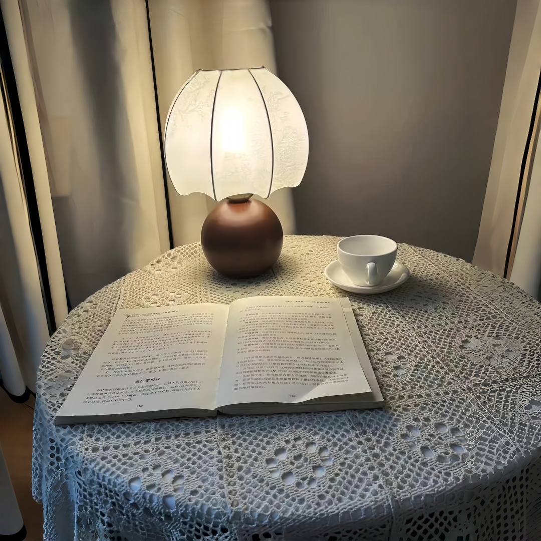 Vintage floral table lamp, med - Vintage Home Textiles recensie en prijs